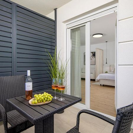 Villa Artemis พลิตวิชกา เยเซรา ภายนอก รูปภาพ